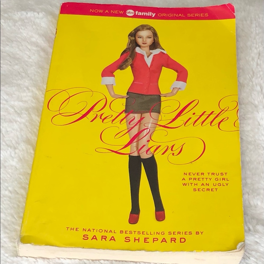 Pretty Little Liars Book 1 By Sara Shepard (Paperback)